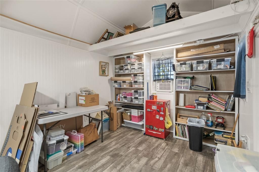 For Sale: $464,900 (3 beds, 2 baths, 1300 Square Feet)