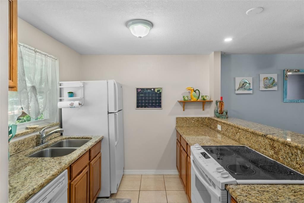 For Sale: $464,900 (3 beds, 2 baths, 1300 Square Feet)