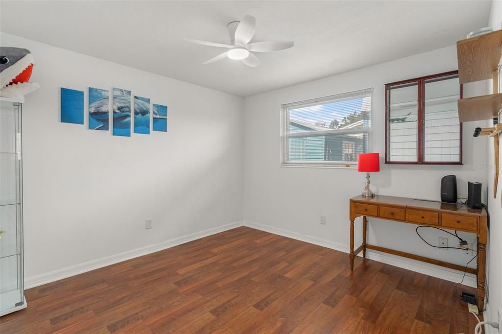 For Sale: $464,900 (3 beds, 2 baths, 1300 Square Feet)