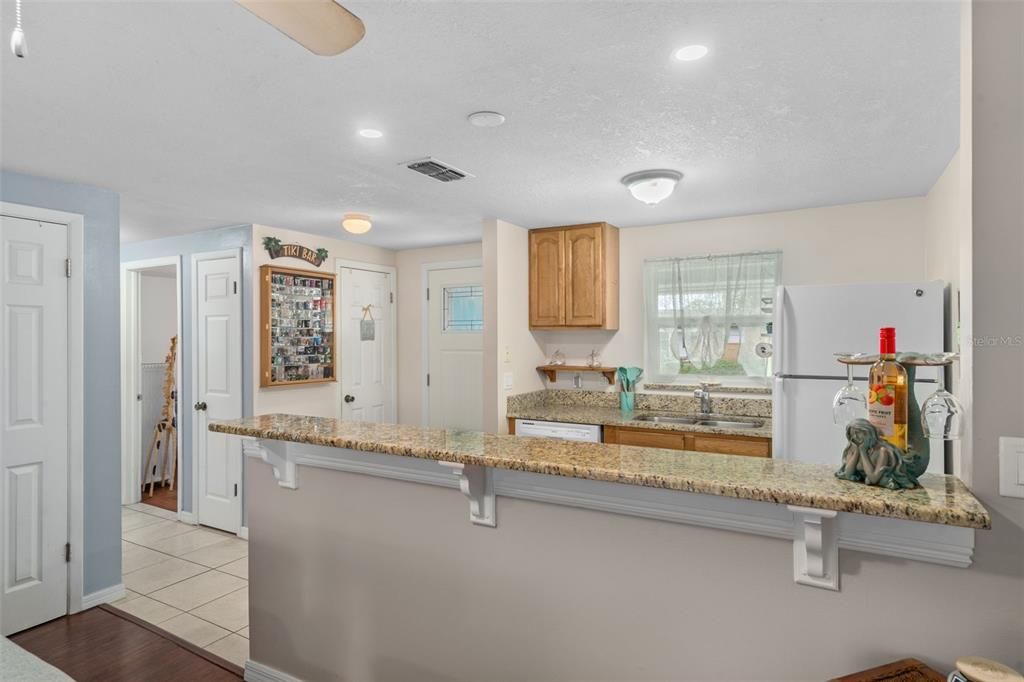 For Sale: $464,900 (3 beds, 2 baths, 1300 Square Feet)