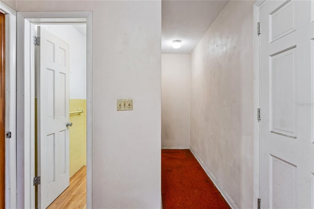 For Sale: $329,999 (3 beds, 2 baths, 2092 Square Feet)