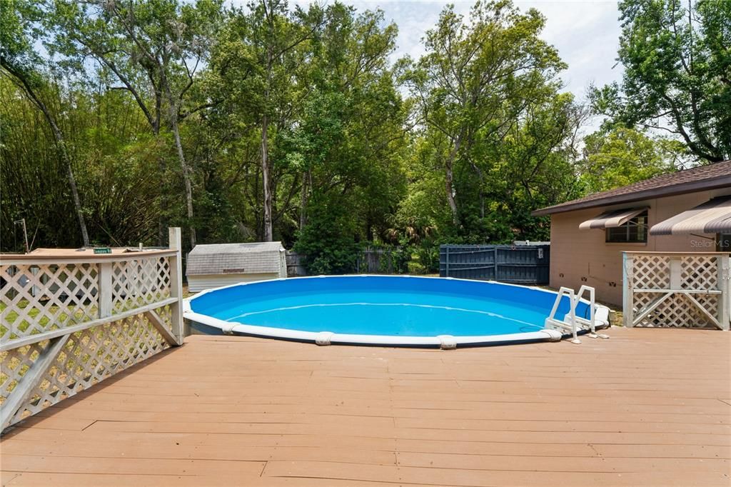 For Sale: $329,999 (3 beds, 2 baths, 2092 Square Feet)