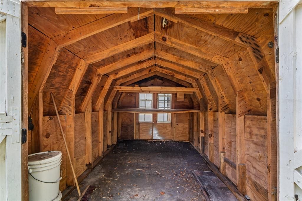 For Sale: $329,999 (3 beds, 2 baths, 2092 Square Feet)