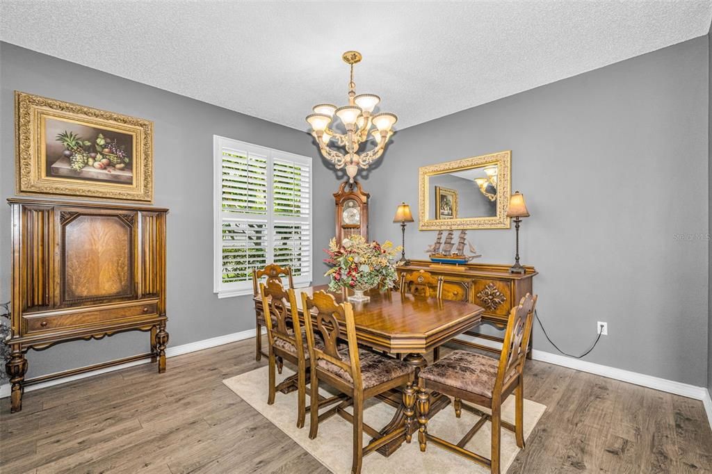 For Sale: $590,000 (4 beds, 2 baths, 2400 Square Feet)