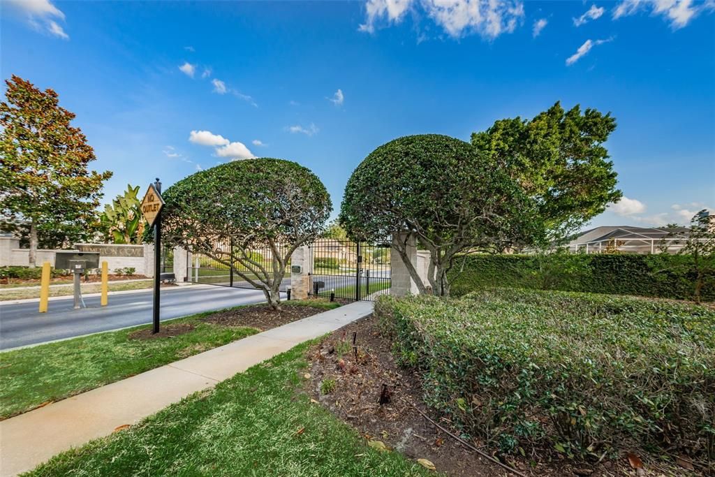 For Sale: $590,000 (4 beds, 2 baths, 2400 Square Feet)