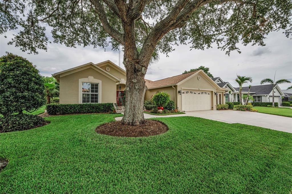 For Sale: $590,000 (4 beds, 2 baths, 2400 Square Feet)