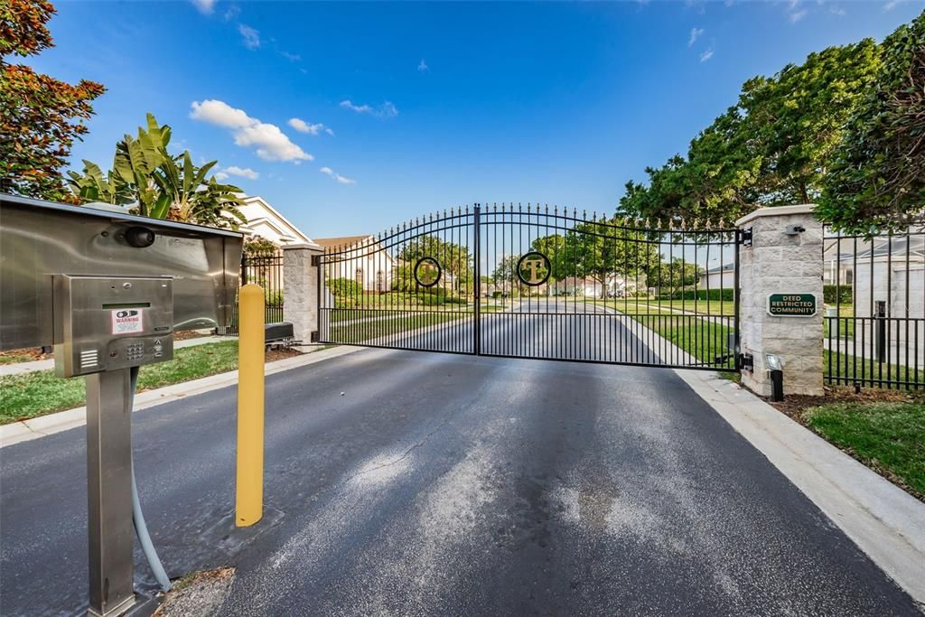 For Sale: $590,000 (4 beds, 2 baths, 2400 Square Feet)