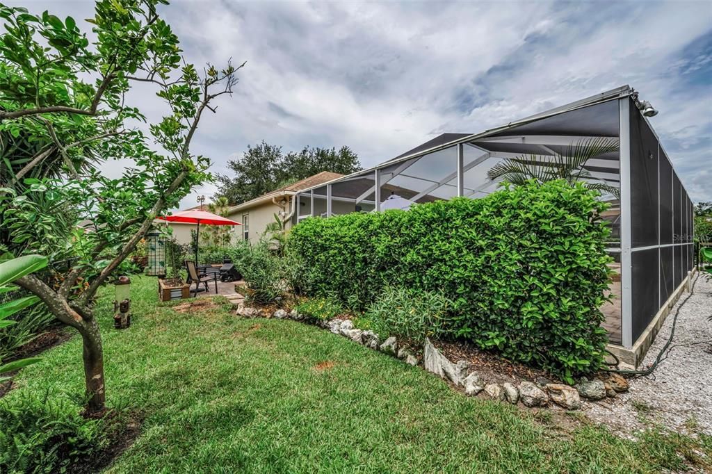 For Sale: $590,000 (4 beds, 2 baths, 2400 Square Feet)