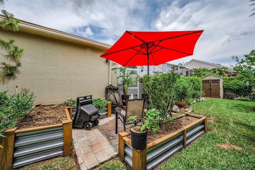 For Sale: $590,000 (4 beds, 2 baths, 2400 Square Feet)