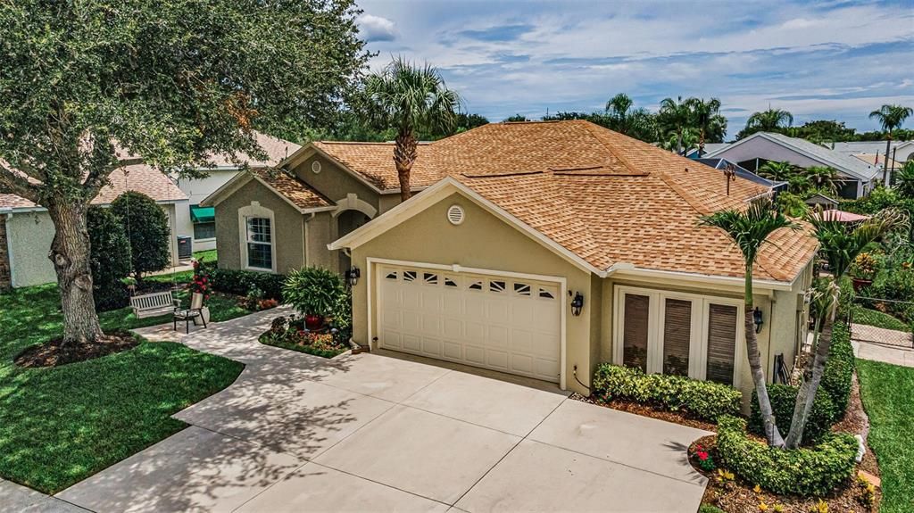 For Sale: $590,000 (4 beds, 2 baths, 2400 Square Feet)