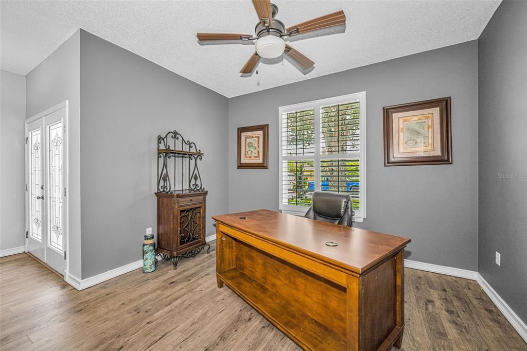 For Sale: $590,000 (4 beds, 2 baths, 2400 Square Feet)