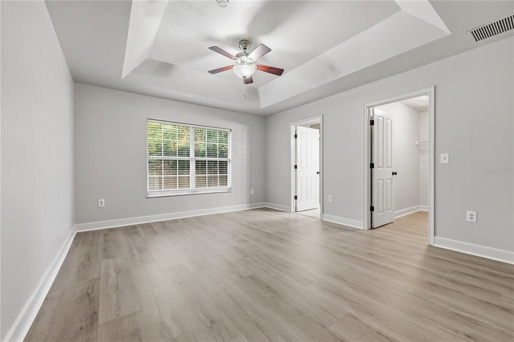 For Sale: $268,750 (3 beds, 2 baths, 1414 Square Feet)