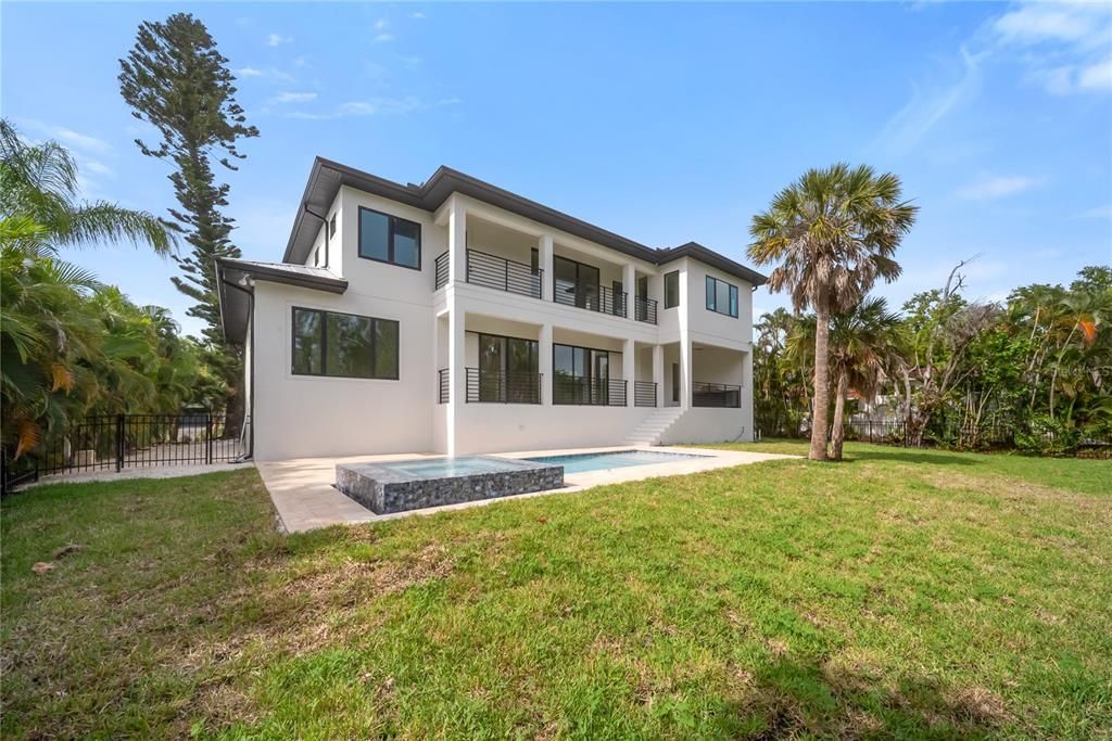 На продажу: $4,495,000 (4 спален, 4 ванн, 4106 Квадратных фут)