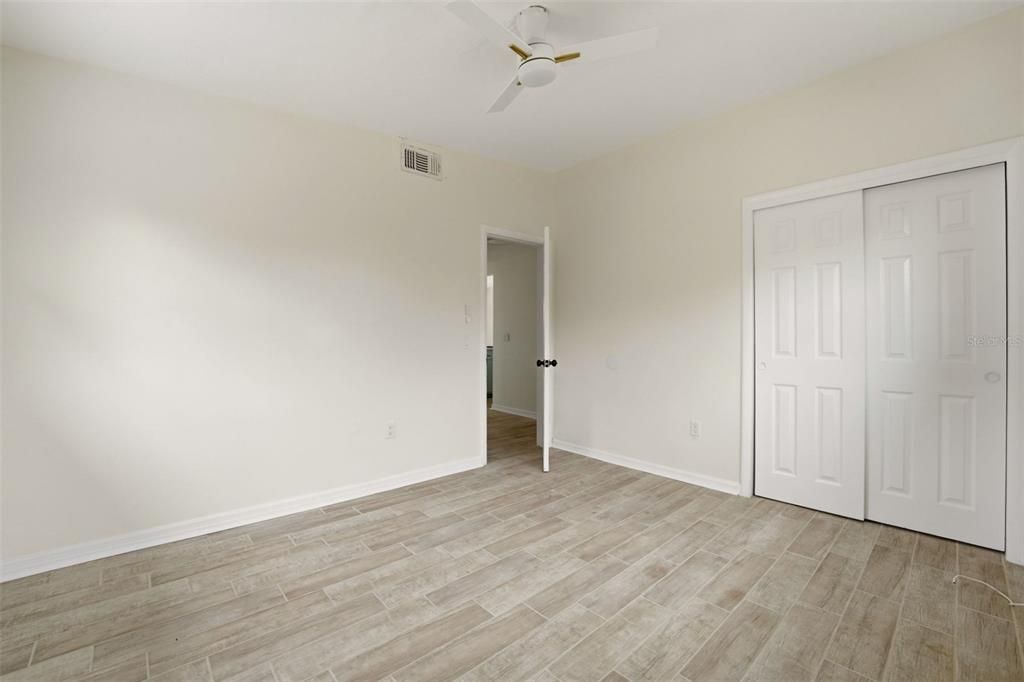 For Sale: $299,900 (3 beds, 1 baths, 1120 Square Feet)
