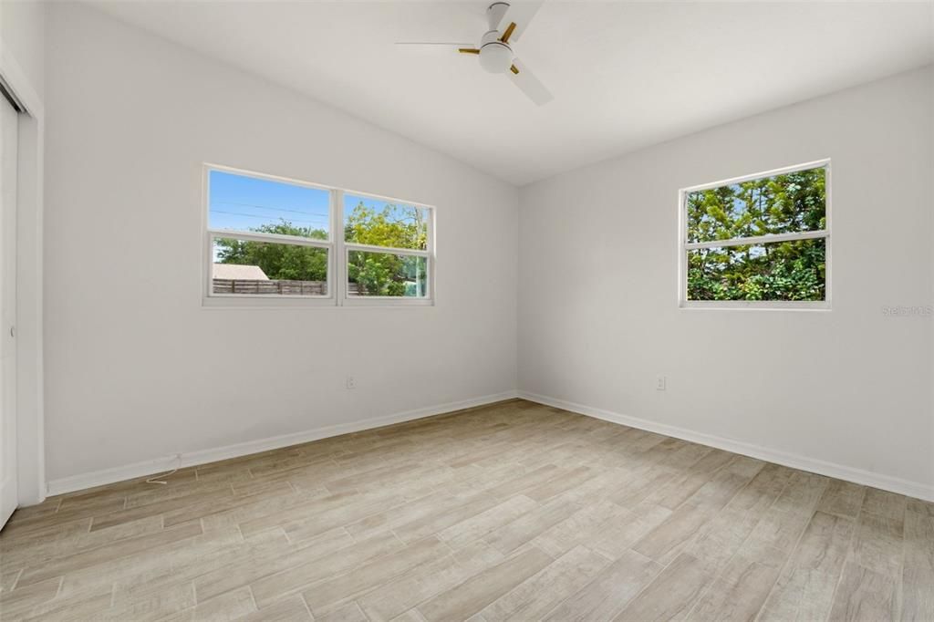 For Sale: $299,900 (3 beds, 1 baths, 1120 Square Feet)
