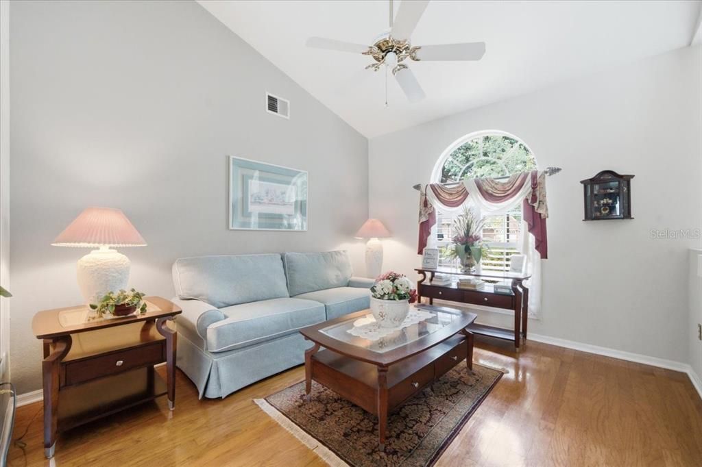 For Sale: $575,000 (4 beds, 3 baths, 2157 Square Feet)