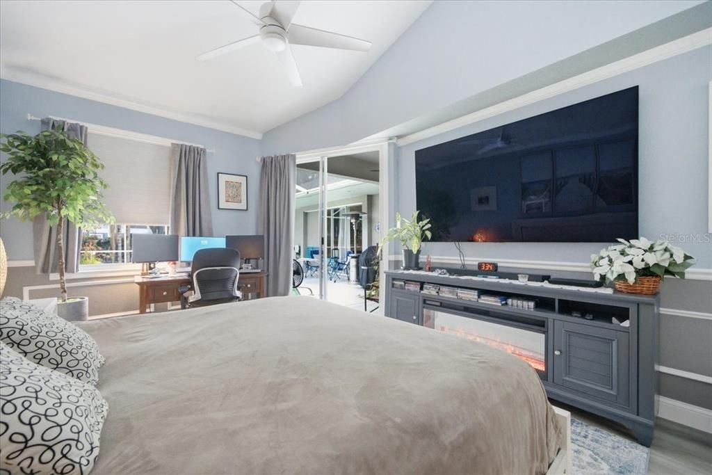 For Sale: $575,000 (4 beds, 3 baths, 2157 Square Feet)