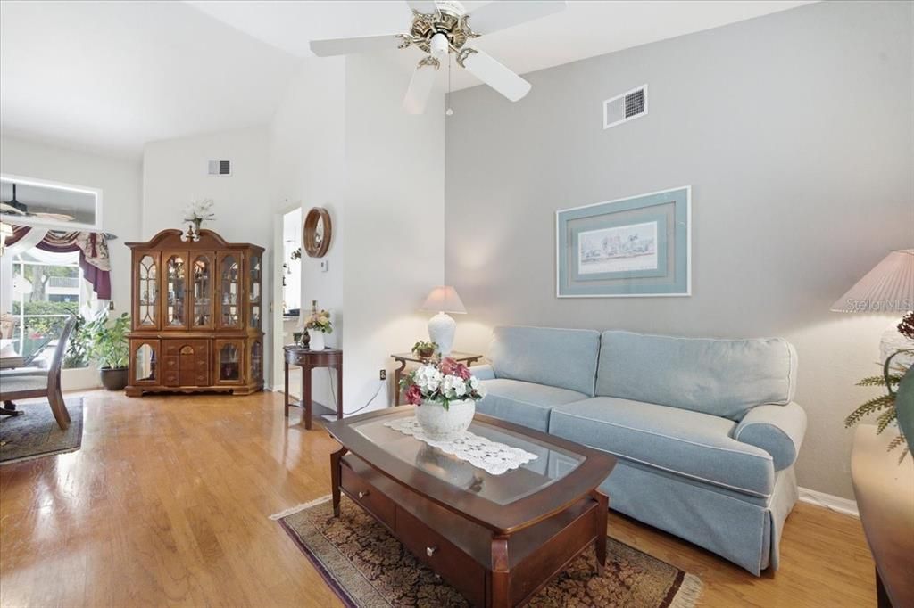 For Sale: $575,000 (4 beds, 3 baths, 2157 Square Feet)