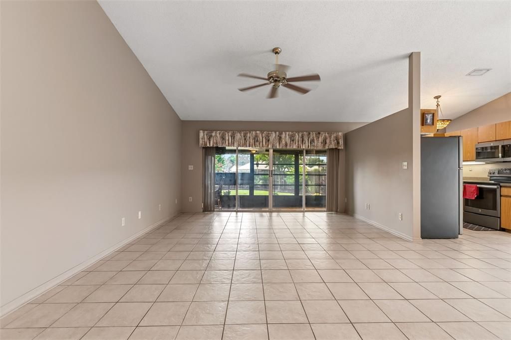 For Sale: $435,000 (3 beds, 2 baths, 1325 Square Feet)