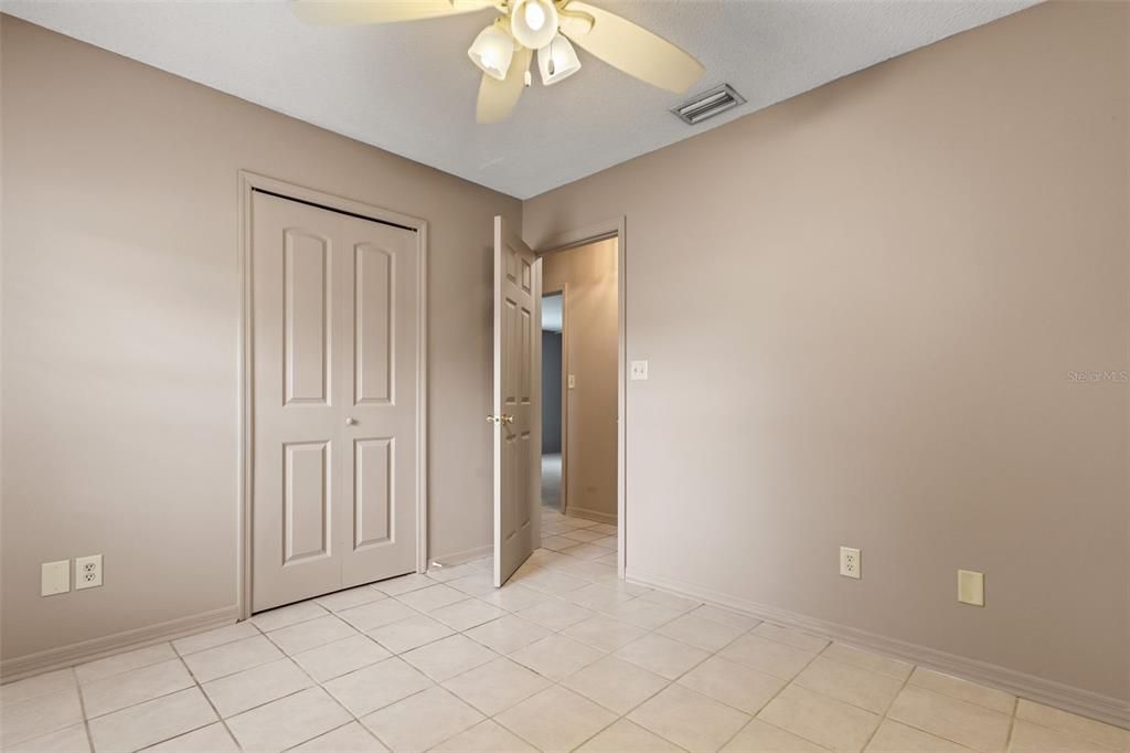 For Sale: $435,000 (3 beds, 2 baths, 1325 Square Feet)