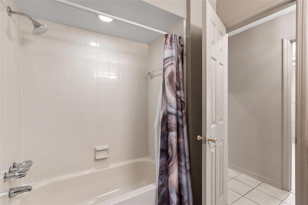 For Sale: $435,000 (3 beds, 2 baths, 1325 Square Feet)