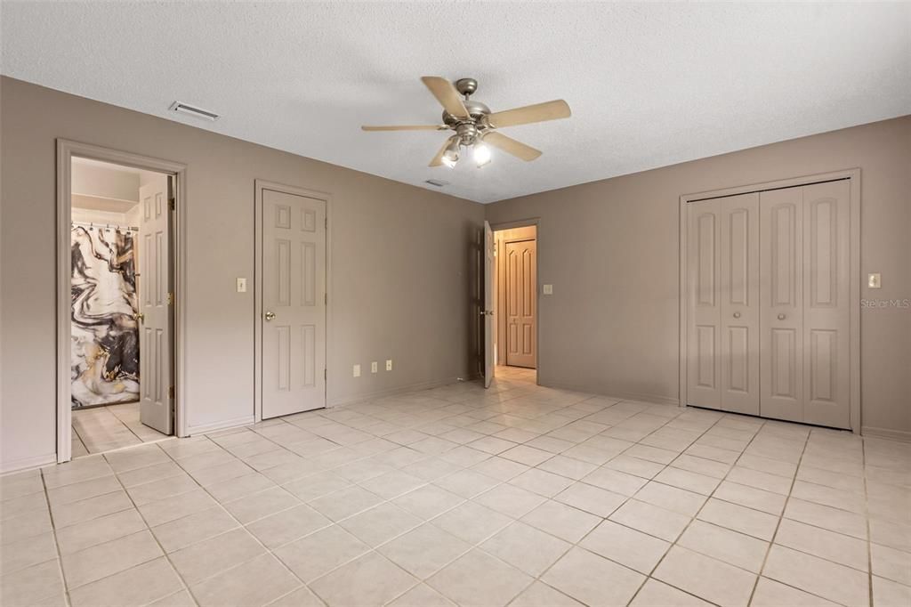 For Sale: $435,000 (3 beds, 2 baths, 1325 Square Feet)