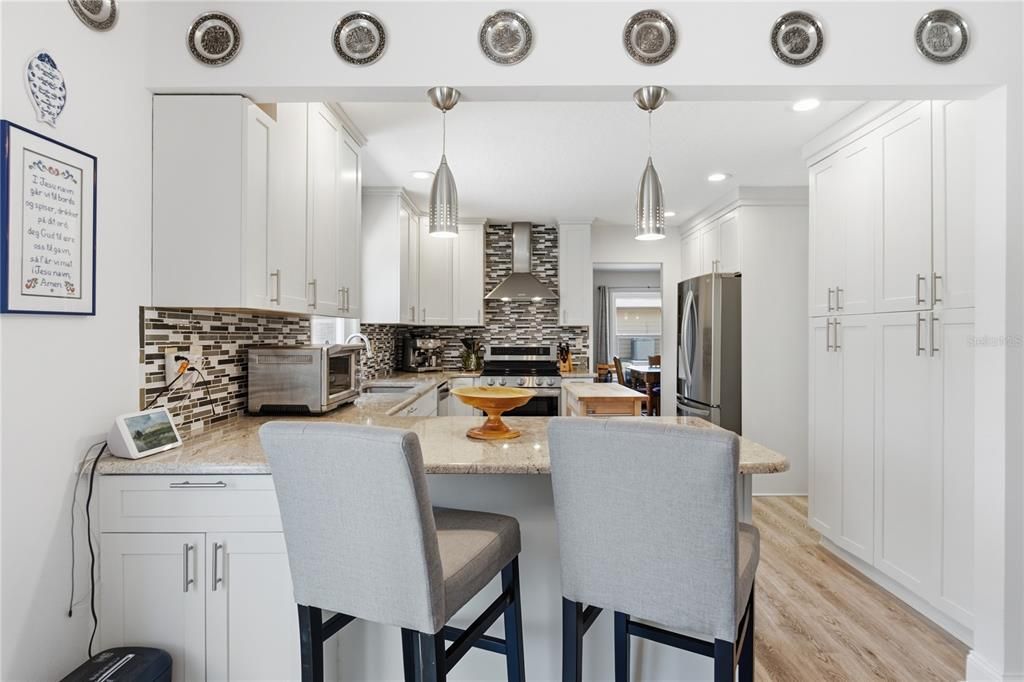 For Sale: $679,000 (4 beds, 2 baths, 2560 Square Feet)