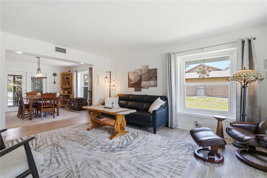 For Sale: $679,000 (4 beds, 2 baths, 2560 Square Feet)