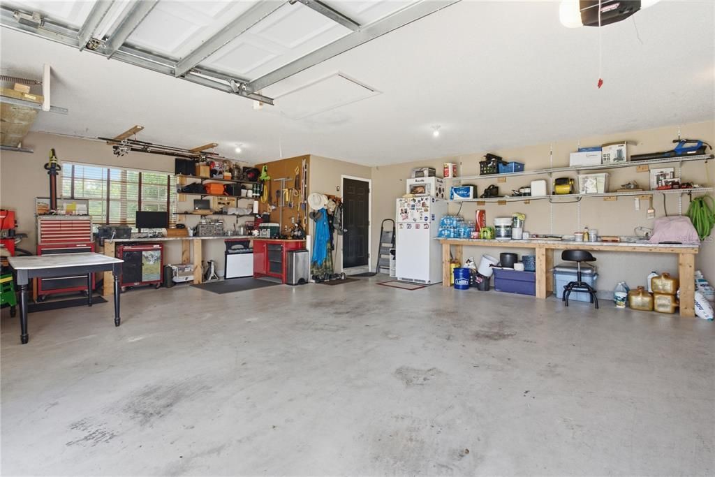 For Sale: $679,000 (4 beds, 2 baths, 2560 Square Feet)