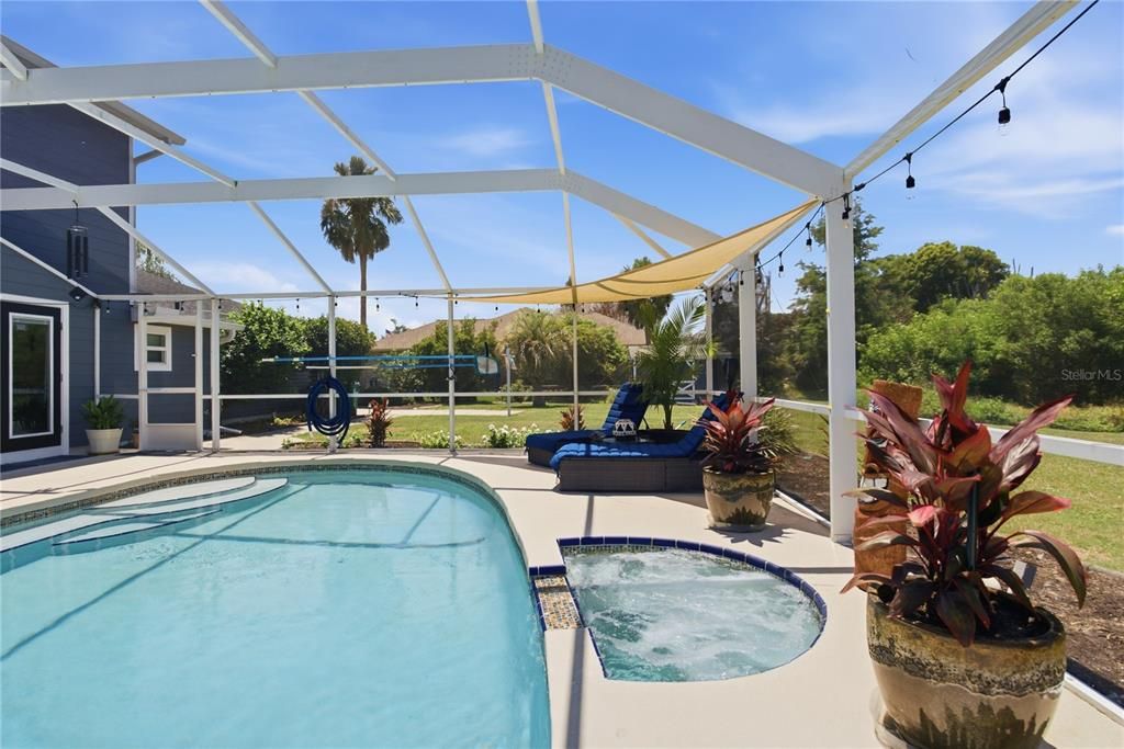 For Sale: $679,000 (4 beds, 2 baths, 2560 Square Feet)