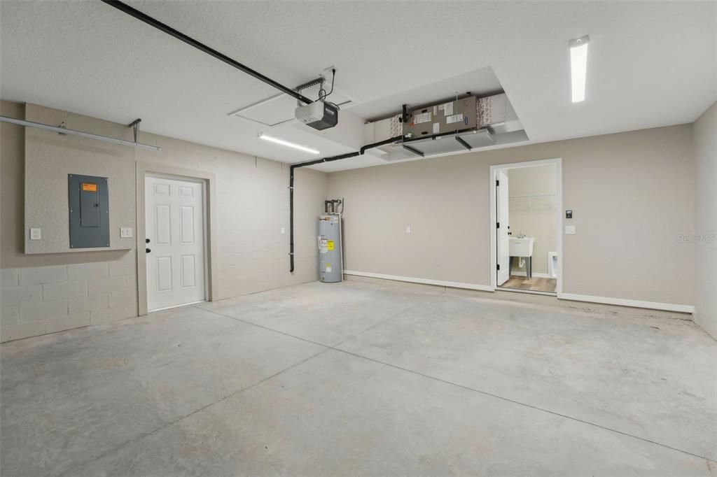 En Venta: $345,000 (3 camas, 2 baños, 1560 Pies cuadrados)