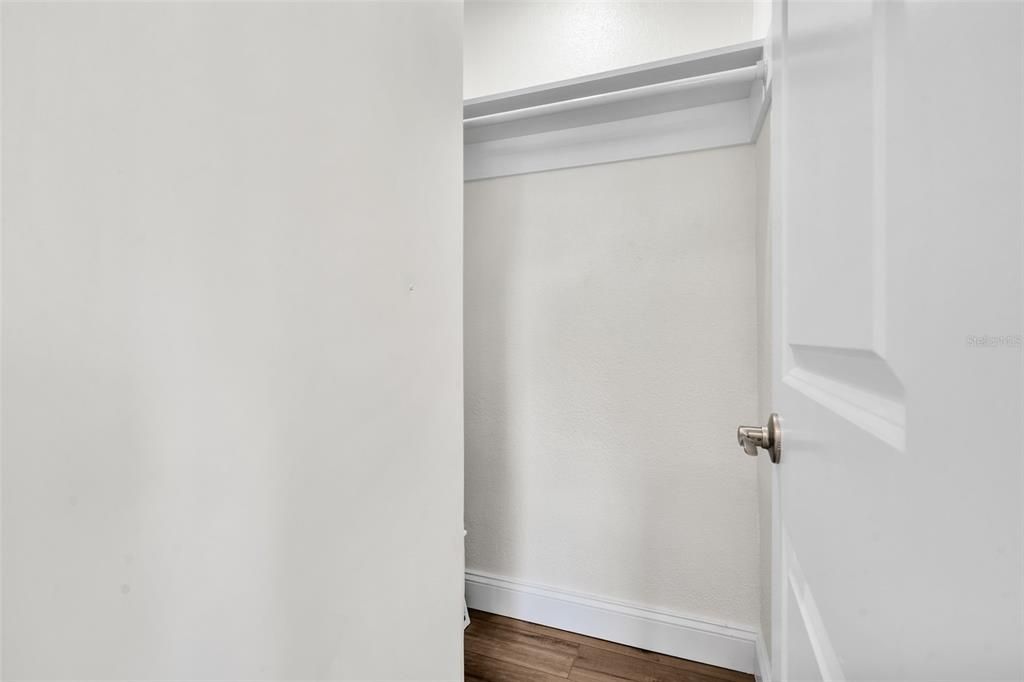 En Venta: $575,000 (3 camas, 3 baños, 2212 Pies cuadrados)