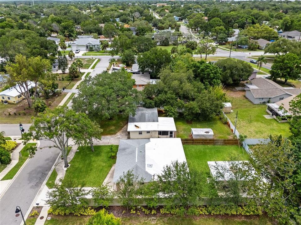 En Venta: $575,000 (3 camas, 3 baños, 2212 Pies cuadrados)