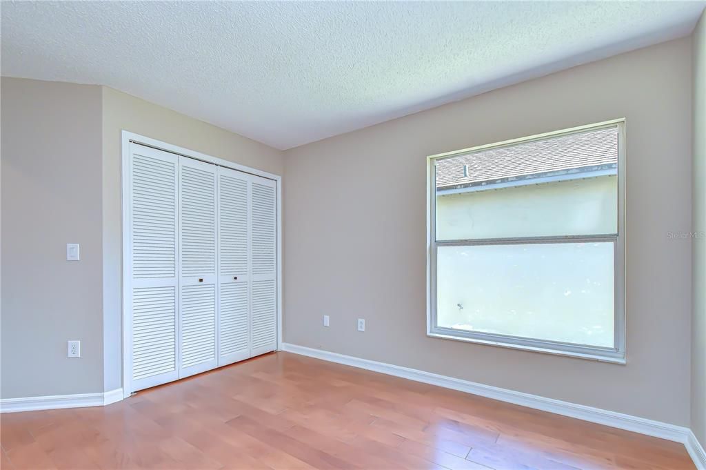 For Sale: $399,900 (3 beds, 2 baths, 1396 Square Feet)