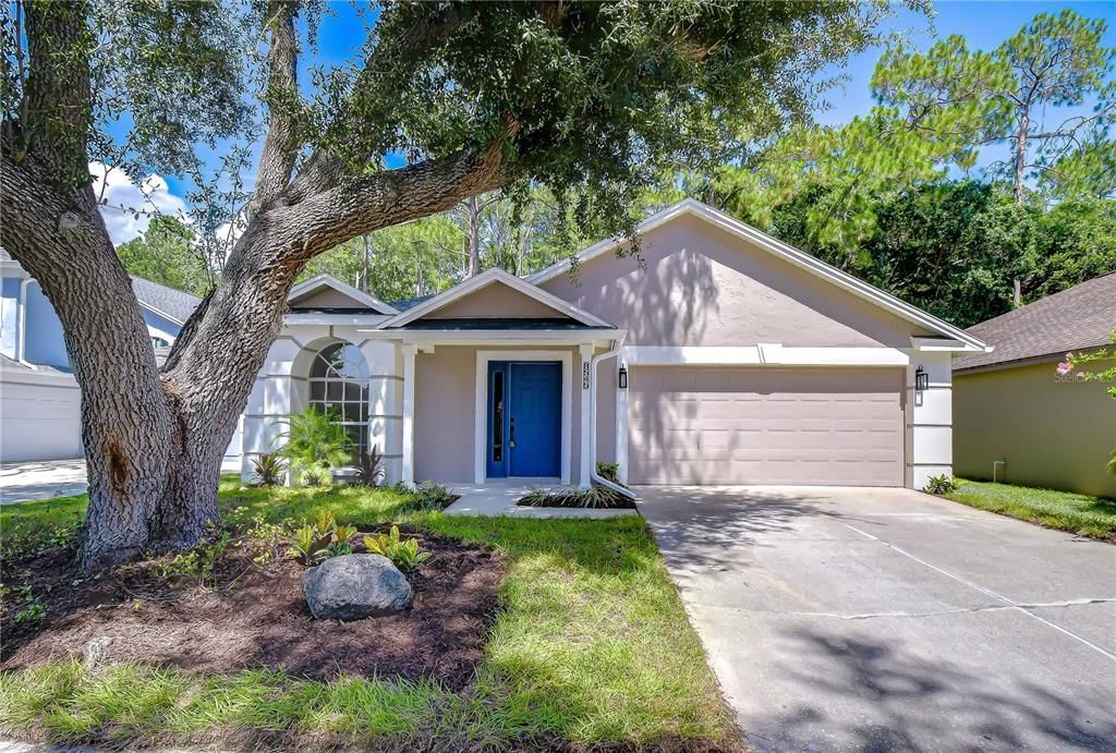 For Sale: $399,900 (3 beds, 2 baths, 1396 Square Feet)