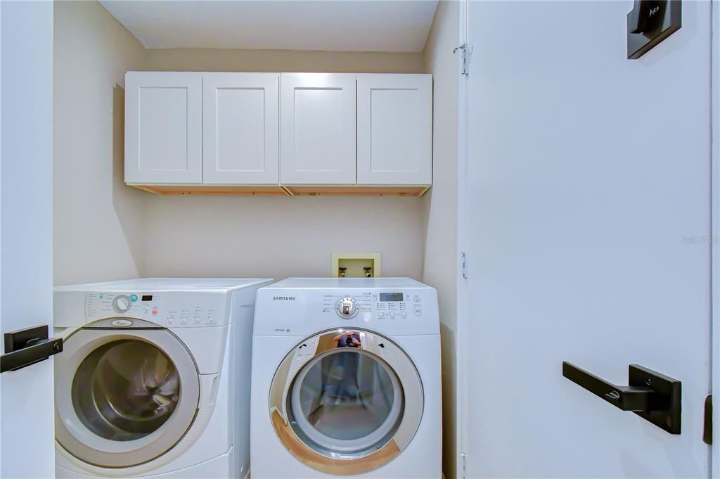 For Sale: $399,900 (3 beds, 2 baths, 1396 Square Feet)