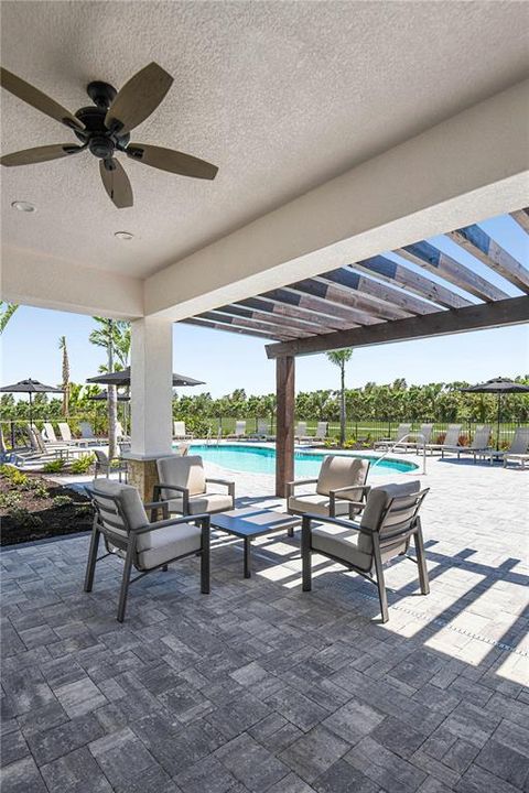 For Sale: $369,534 (3 beds, 2 baths, 1558 Square Feet)