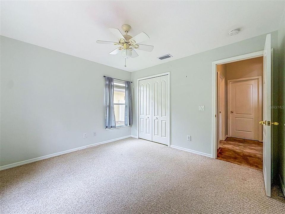 На продажу: $429,990 (4 спален, 2 ванн, 1853 Квадратных фут)