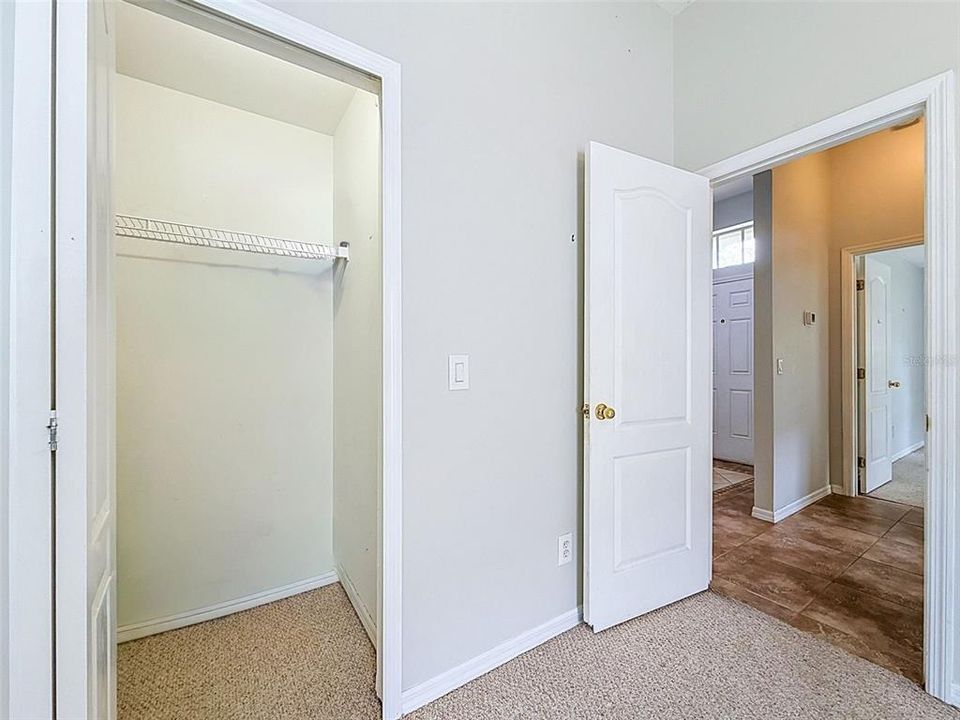 На продажу: $429,990 (4 спален, 2 ванн, 1853 Квадратных фут)