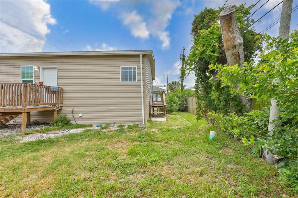 На продажу: $395,000 (4 спален, 2 ванн, 1620 Квадратных фут)