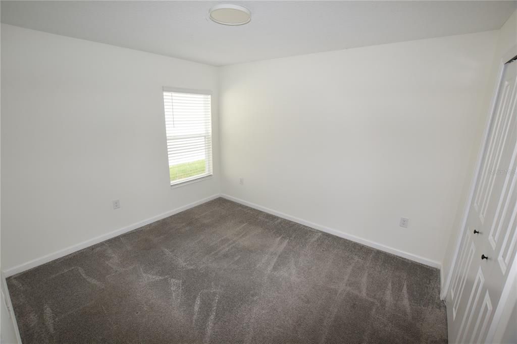 For Rent: $1,900 (3 beds, 2 baths, 1560 Square Feet)