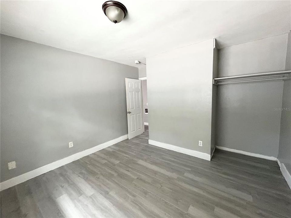 For Rent: $1,000 (2 beds, 1 baths, 650 Square Feet)