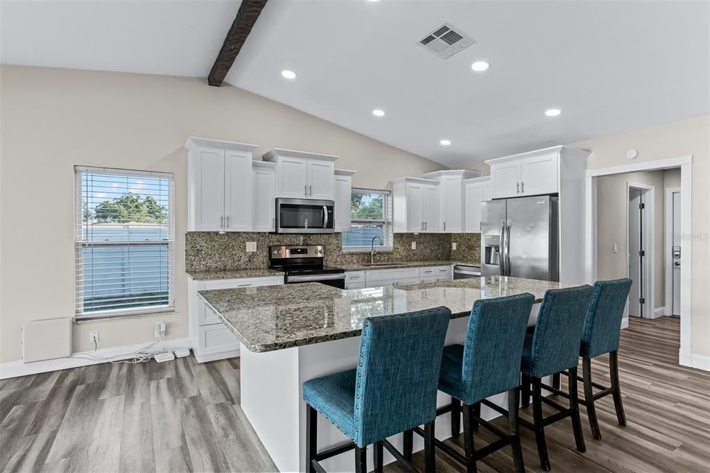 For Sale: $610,000 (3 beds, 3 baths, 1716 Square Feet)