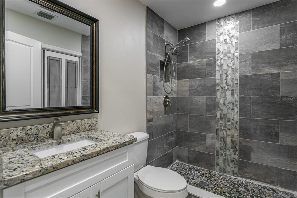 For Sale: $610,000 (3 beds, 3 baths, 1716 Square Feet)