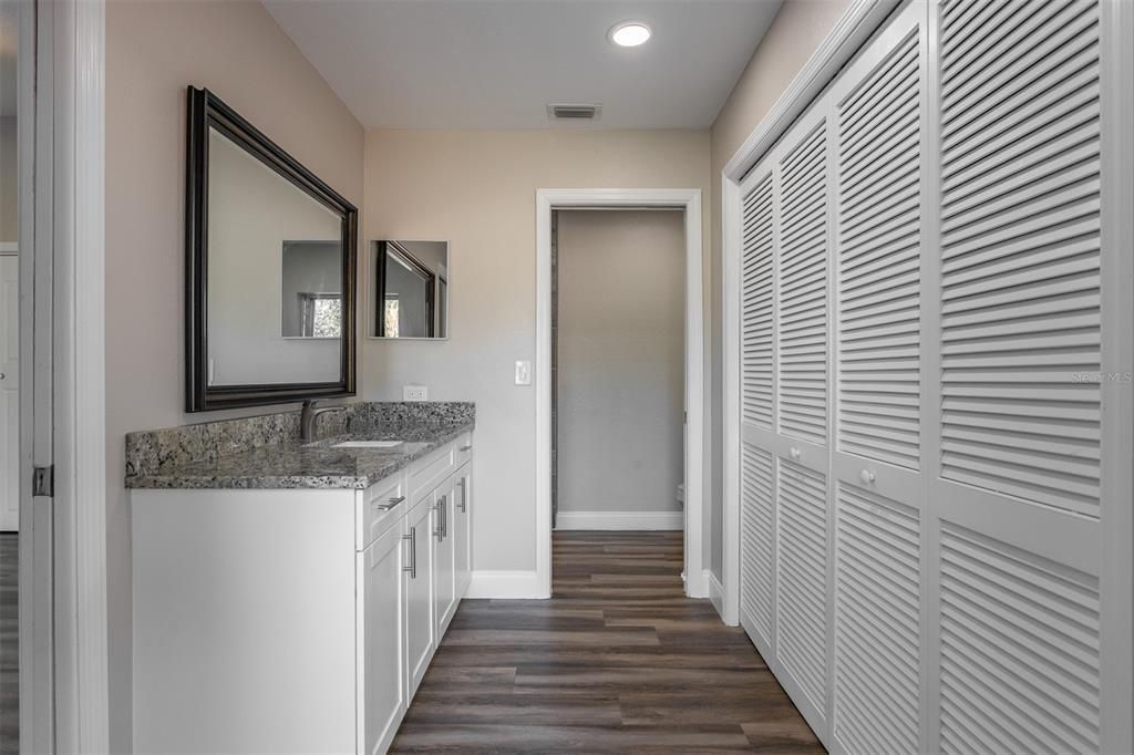 For Sale: $610,000 (3 beds, 3 baths, 1716 Square Feet)