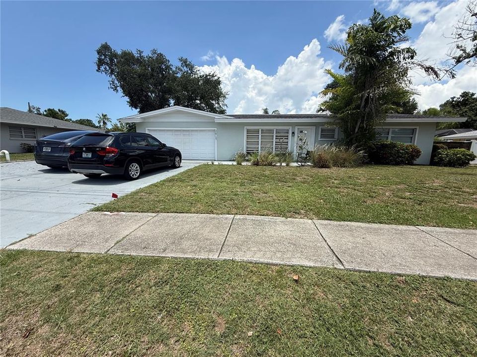 En Venta: $399,900 (3 camas, 2 baños, 1290 Pies cuadrados)