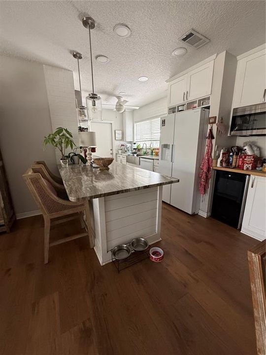 En Venta: $399,900 (3 camas, 2 baños, 1290 Pies cuadrados)