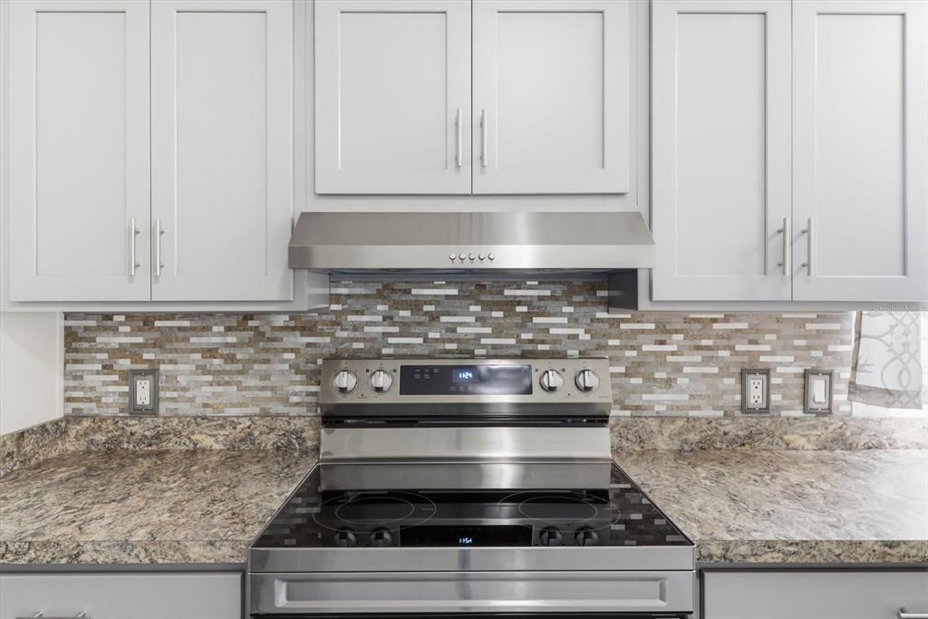 For Sale: $225,000 (4 beds, 2 baths, 1440 Square Feet)