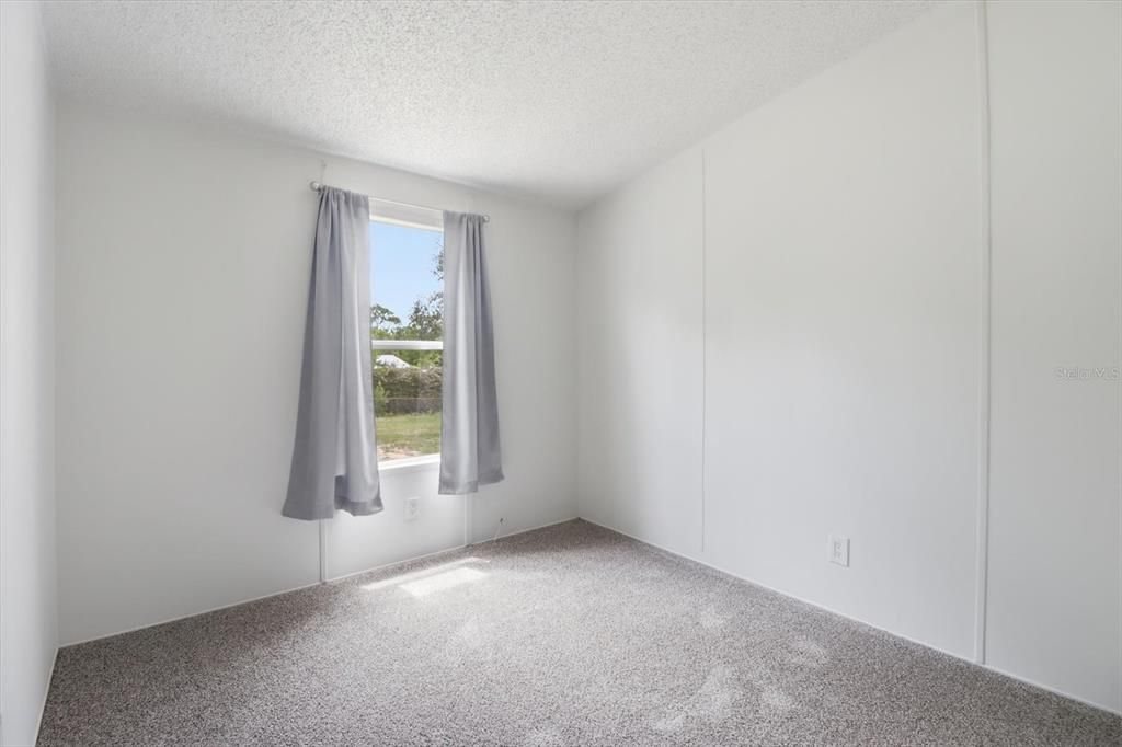 For Sale: $225,000 (4 beds, 2 baths, 1440 Square Feet)