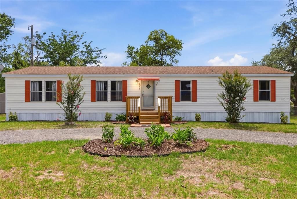 For Sale: $225,000 (4 beds, 2 baths, 1440 Square Feet)